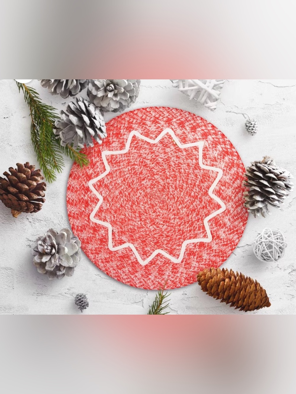 NWT set of 8 Red Holiday Braided Round Placemat with Star Accent